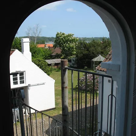 Thuro סבנדבורג